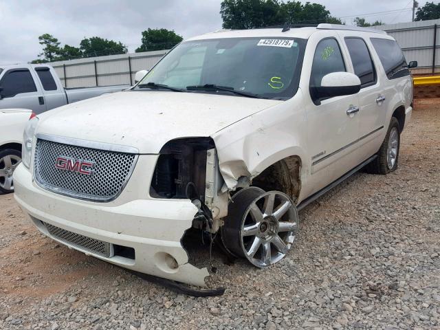 1GKS2MEF5BR375926 - 2011 GMC YUKON XL D WHITE photo 2