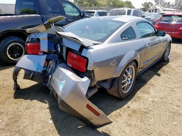 1ZVHT88S885200151 - 2008 FORD MUSTANG SH GRAY photo 4