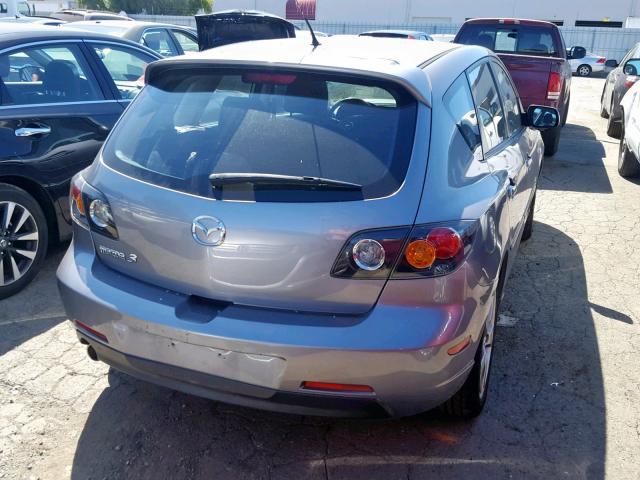 JM1BK144961432434 - 2006 MAZDA 3 HATCHBAC GRAY photo 4