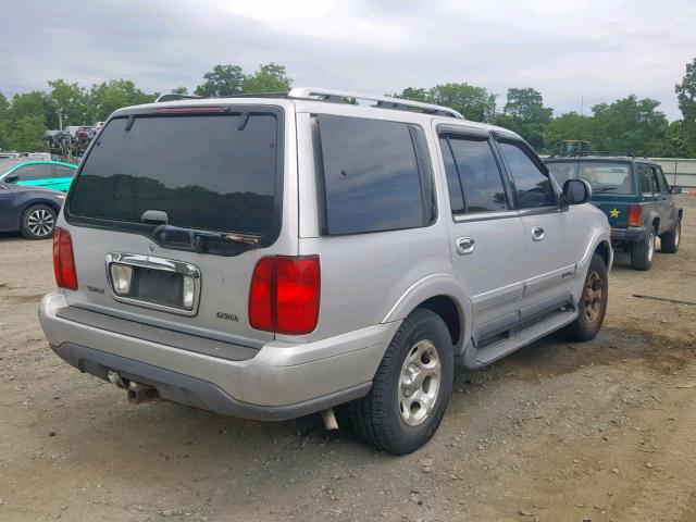 5LMPU28L1WLJ30852 - 1998 LINCOLN NAVIGATOR SILVER photo 4