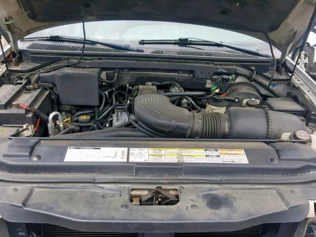 5LMPU28L1WLJ30852 - 1998 LINCOLN NAVIGATOR SILVER photo 7