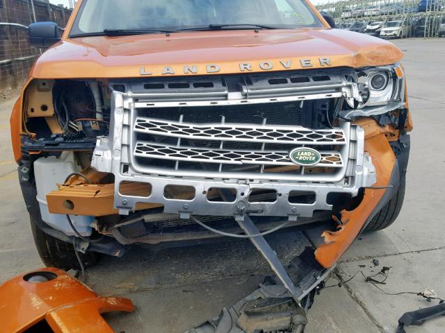 SALFP24NX8H040194 - 2008 LAND ROVER LR2 SE ORANGE photo 9