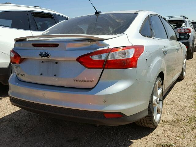 1FAHP3J25CL101527 - 2012 FORD FOCUS TITA SILVER photo 4