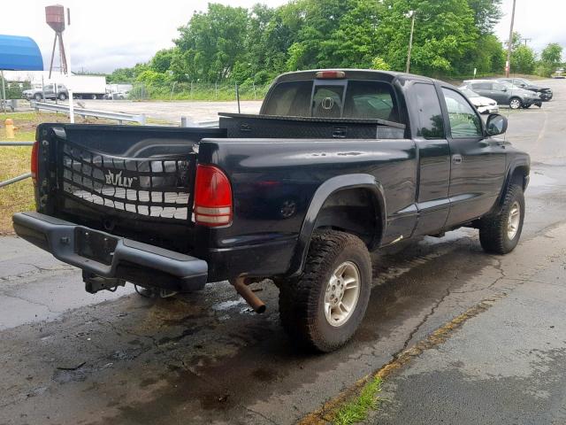 1B7GG22N2YS788083 - 2000 DODGE DAKOTA BLACK photo 4