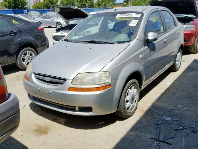 KL1TD52645B322482 - 2005 CHEVROLET AVEO BASE ვერცხლისფერი ფოტო 2