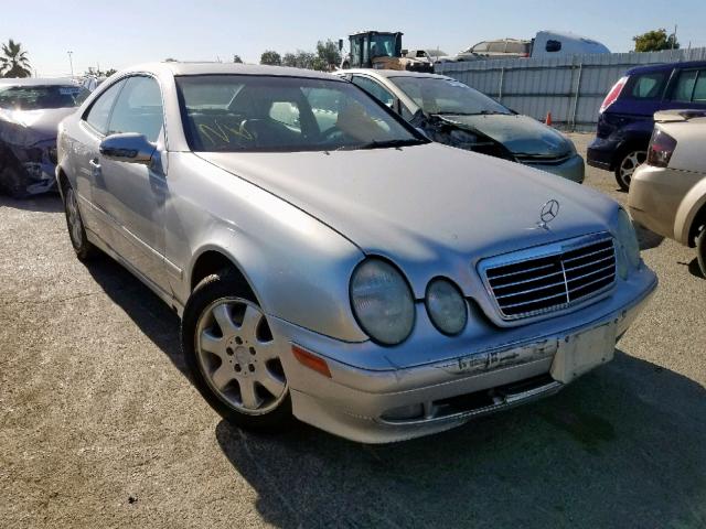 WDBLJ65G3YF136309 - 2000 MERCEDES-BENZ CLK 320 SILVER photo 1