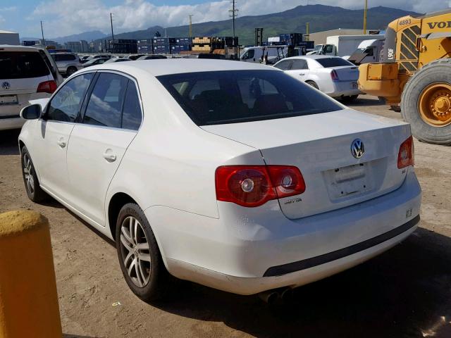 3VWRF71K66M751735 - 2006 VOLKSWAGEN JETTA 2.5 WHITE photo 3