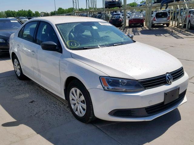 3VW2K7AJ6CM303298 - 2012 VOLKSWAGEN JETTA BASE WHITE photo 1