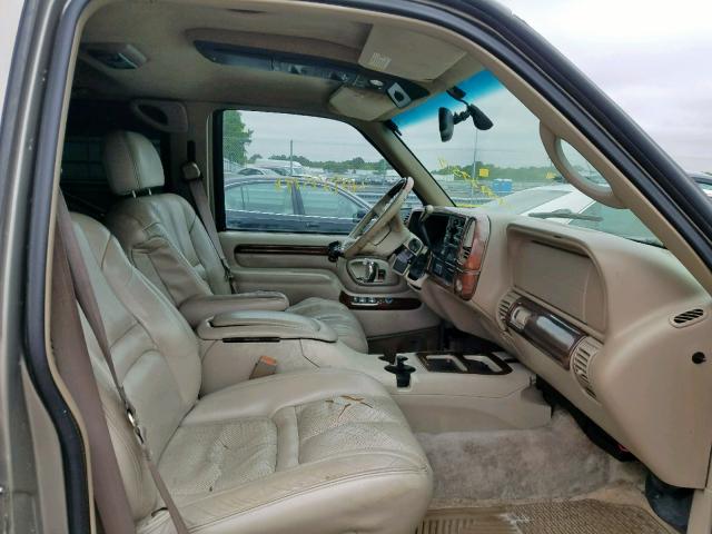 1GYEK13R3YR152064 - 2000 CADILLAC ESCALADE BEIGE photo 5