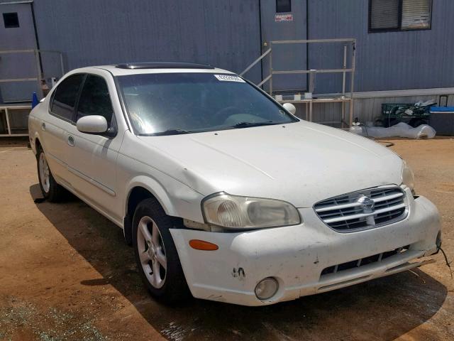 JN1CA31A21T318322 - 2001 NISSAN MAXIMA GXE WHITE photo 1