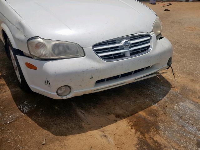 JN1CA31A21T318322 - 2001 NISSAN MAXIMA GXE WHITE photo 9