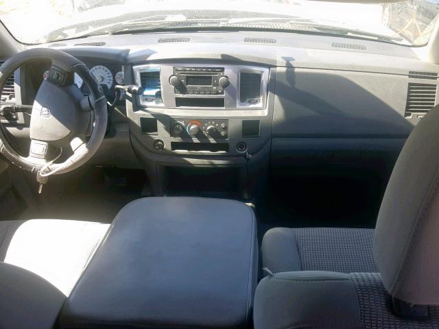 1D7KS28C47J527899 - 2007 DODGE RAM 2500 S ვერცხლისფერი ფოტო 9