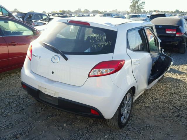 JM1DE1KZ8E0186088 - 2014 MAZDA MAZDA2 SPO WHITE photo 4