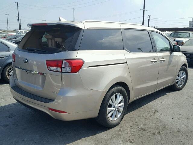 KNDMB5C11F6060274 - 2015 KIA SEDONA LX GOLD photo 4