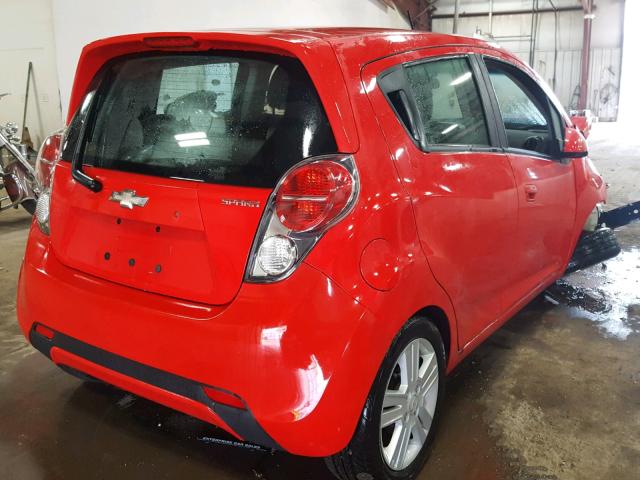 KL8CD6S97DC507586 - 2013 CHEVROLET SPARK 1LT RED photo 4