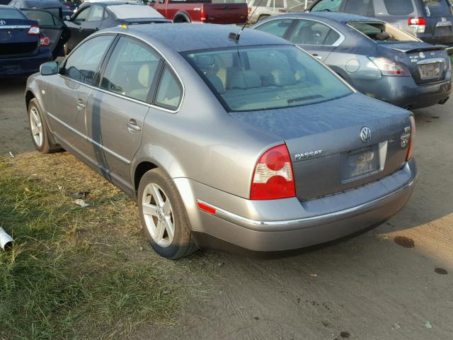 WVWTH63B04P151147 - 2004 VOLKSWAGEN PASSAT GLX 灰色 照片 3
