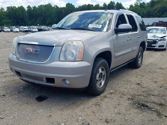 1GKFK638X8J244791 - 2008 GMC YUKON DENA SILVER photo 2