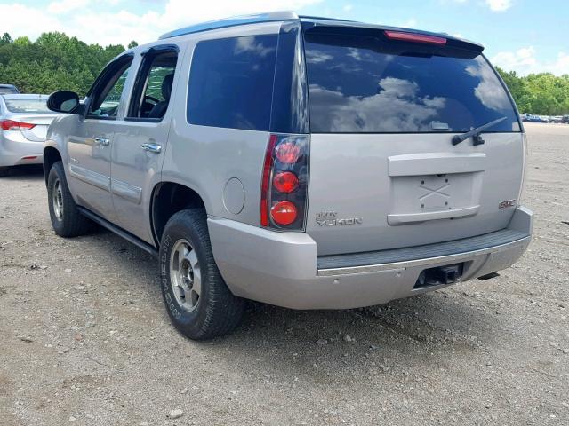 1GKFK638X8J244791 - 2008 GMC YUKON DENA SILVER photo 3