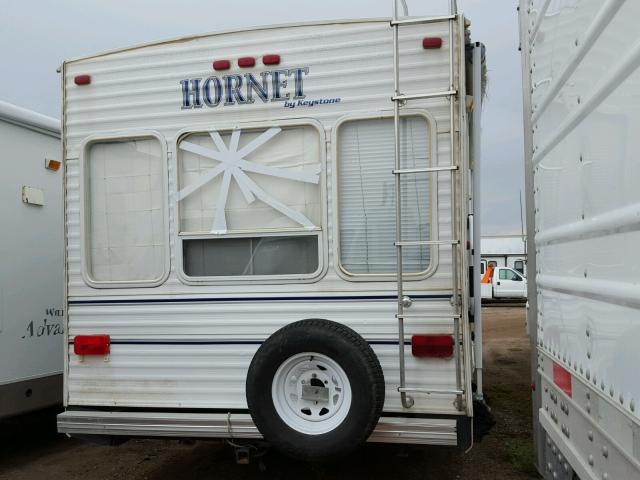 4YDF2752537306935 - 2003 KEYSTONE HORNET WHITE photo 4