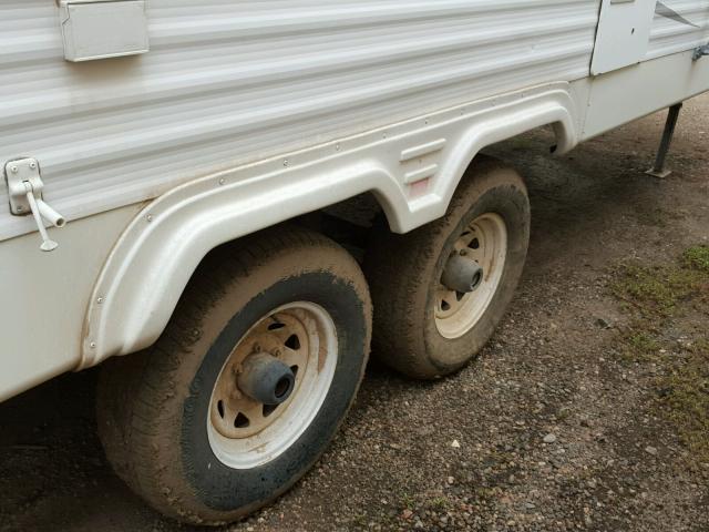 4YDF2752537306935 - 2003 KEYSTONE HORNET WHITE photo 8