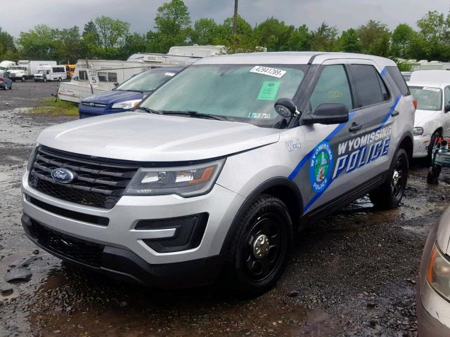 1FM5K8AR6HGC85989 - 2017 FORD EXPLORER P SILVER photo 2