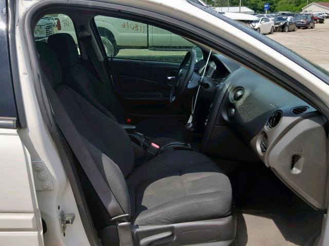 2G2WP552181141192 - 2008 PONTIAC GRAND PRIX WHITE photo 5