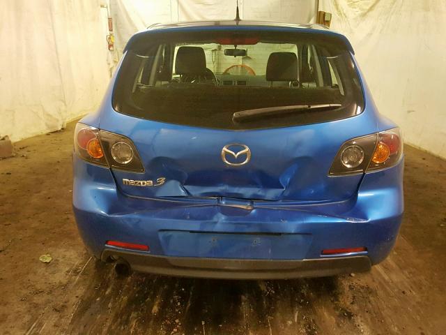 JM1BK343441190023 - 2004 MAZDA 3 HATCHBAC BLUE photo 9