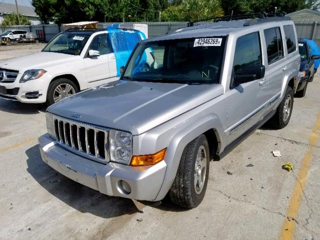 1J4RG4GK6AC157317 - 2010 JEEP COMMANDER SILVER photo 2