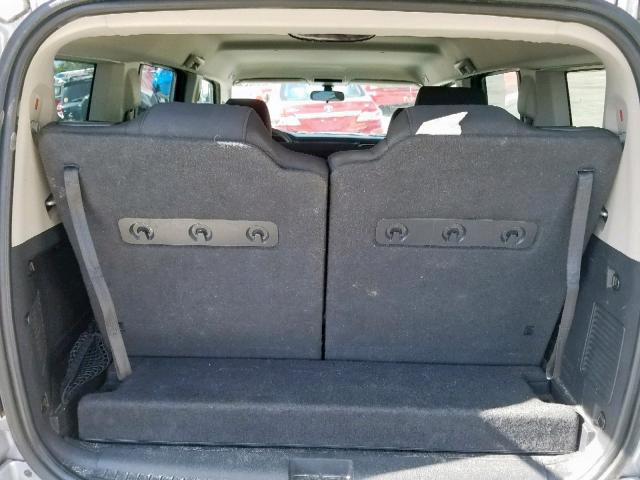 1J4RG4GK6AC157317 - 2010 JEEP COMMANDER SILVER photo 9