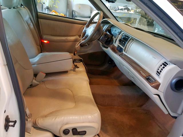 1G4CW54K534112788 - 2003 BUICK PARK AVENU WHITE photo 5