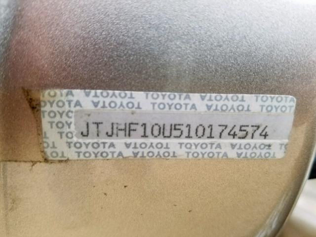 JTJHF10U510174574 - 2001 LEXUS RX 300 BEIGE photo 10