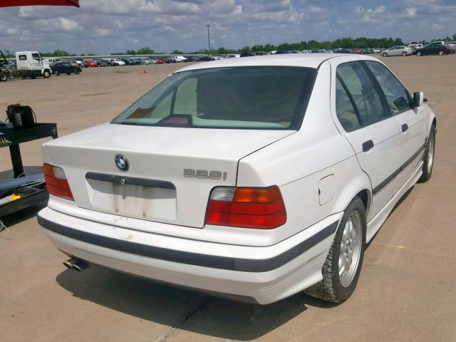 WBACD4327TAV35750 - 1996 BMW 328 I AUTO WHITE photo 4