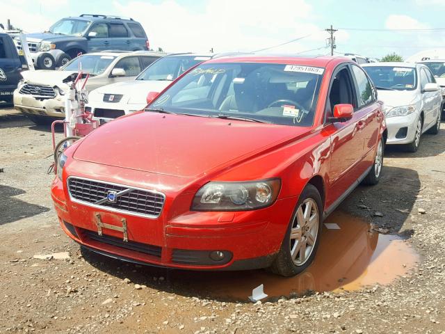 YV1MS682042008026 - 2004 VOLVO S40 T5 RED photo 2