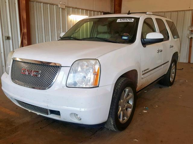 1GKFK03269R221293 - 2009 GMC YUKON DENA WHITE photo 2