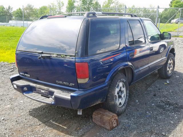 1GNDT13W42K108909 - 2002 CHEVROLET BLAZER BLUE photo 4