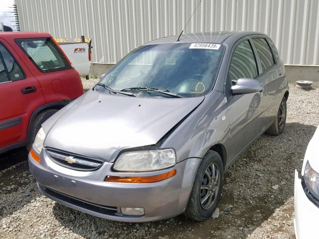 KL1TG65697B714479 - 2007 CHEVROLET AVEO LT GRAY photo 2