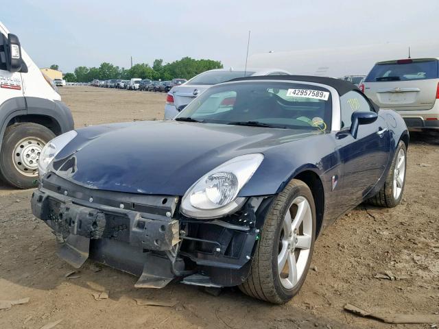 1G2MB35B06Y116532 - 2006 PONTIAC SOLSTICE BLUE photo 2