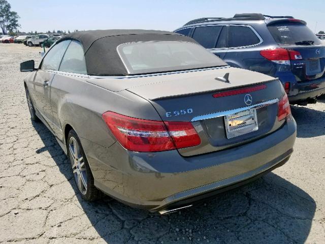 WDDKK7CF9BF040451 - 2011 MERCEDES-BENZ E 550 GRAY photo 3