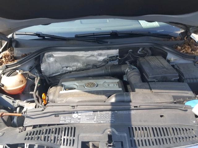 WVGBV75N59W511586 - 2009 VOLKSWAGEN TIGUAN SE SILVER photo 7