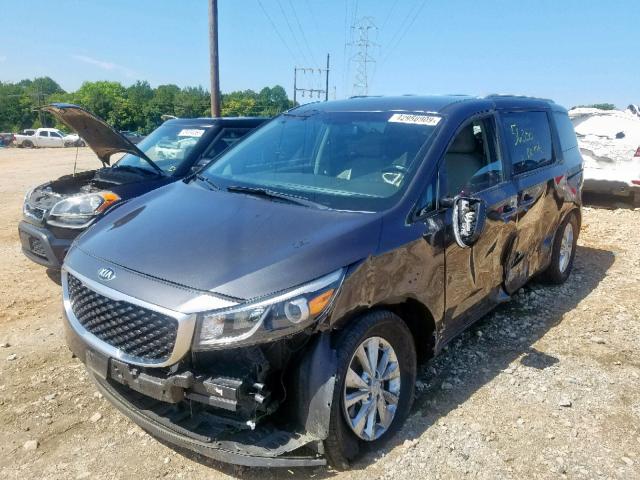 KNDMB5C14F6069289 - 2015 KIA SEDONA LX GRAY photo 2