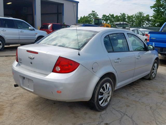 1G1AK52F957515874 - 2005 CHEVROLET COBALT SILVER photo 4