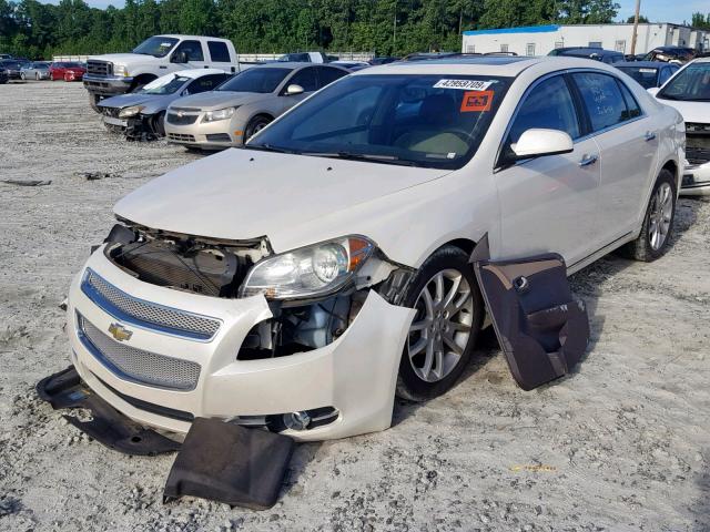 1G1ZE5E74AF131712 - 2010 CHEVROLET MALIBU LTZ თეთრი ფოტო 2