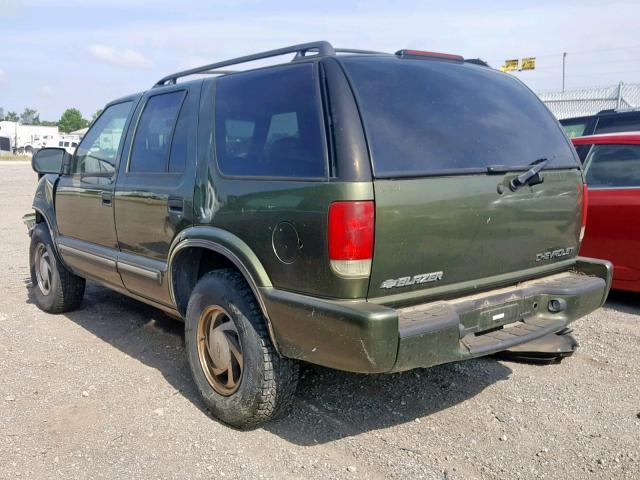 1GNDT13W51K232363 - 2001 CHEVROLET BLAZER GREEN photo 3