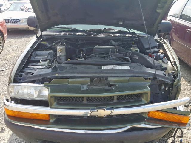 1GNDT13W51K232363 - 2001 CHEVROLET BLAZER GREEN photo 7