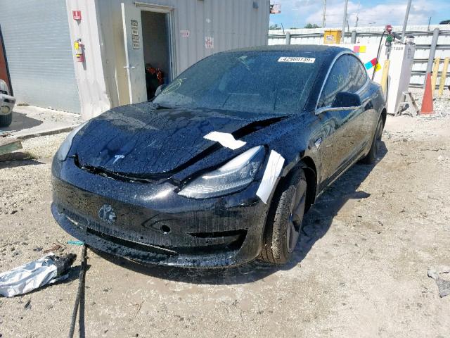 5YJ3E1EA6JF152485 - 2018 TESLA MODEL 3 BLACK photo 2