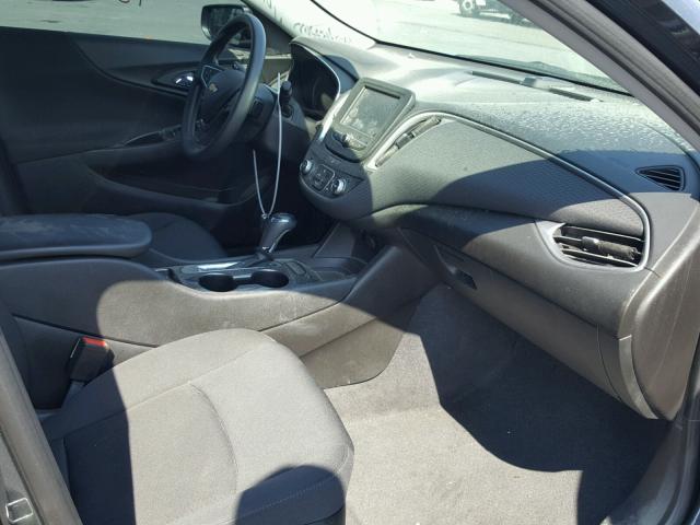 1G1ZB5ST5HF101008 - 2017 CHEVROLET MALIBU LS GREEN photo 5