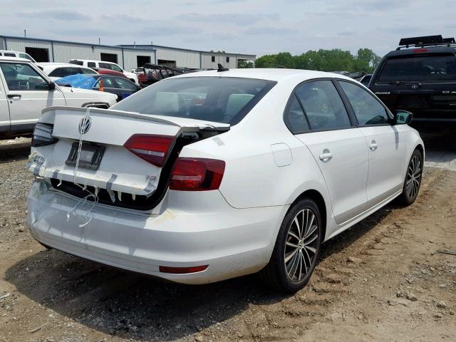 3VWD17AJXGM266273 - 2016 VOLKSWAGEN JETTA SPOR WHITE photo 4