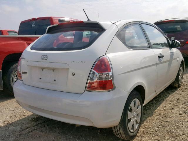 KMHCM36C27U034931 - 2007 HYUNDAI ACCENT GS WHITE photo 4