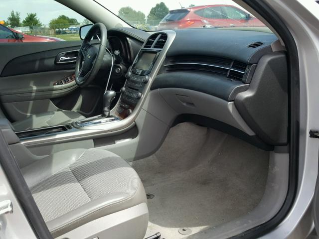 1G11C5SA5DF222947 - 2013 CHEVROLET MALIBU 1LT 银色 照片 5