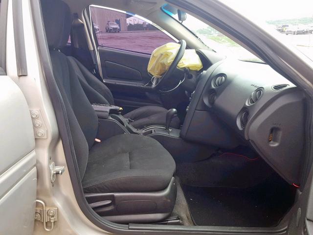 2G2WP582X61187192 - 2006 PONTIAC GRAND PRIX SILVER photo 5